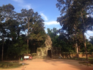 Angkor Wat Marathon 2014 - Far Temple